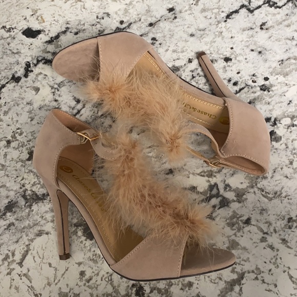 Nude  Feathered Single Sole High Heels Size 8 - Picture 13 of 15